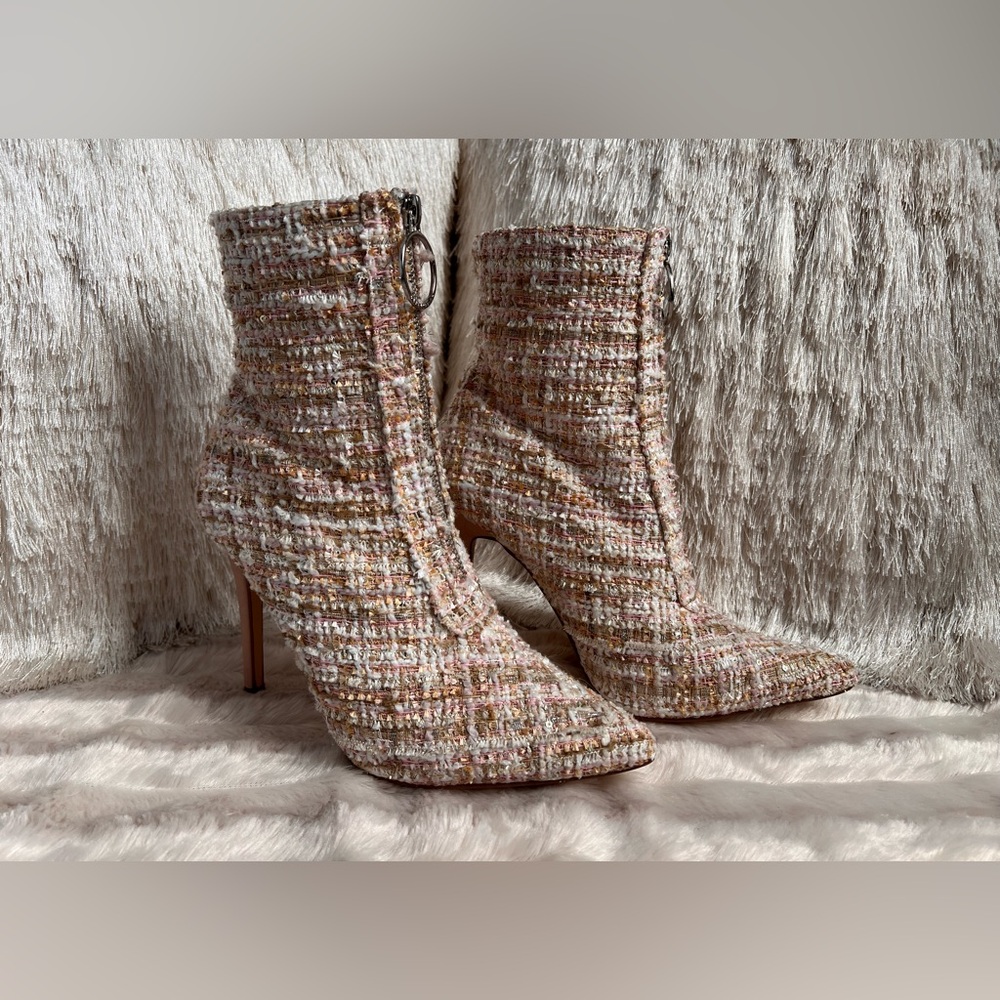 Charlotte Russe Pink/White/Gold Tweed Pointed Toe Heeled Booties